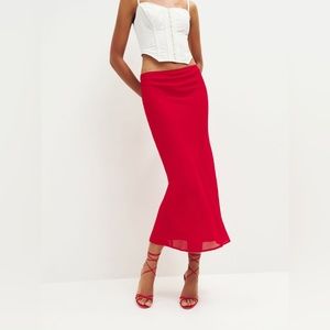 REFORMATION Layla Skirt in Red Poinsettia